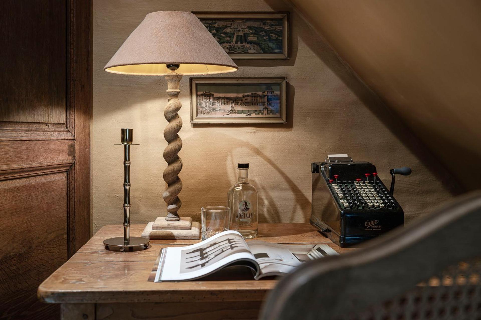 Vakantiehuis Splinternieuwe In Oud Bankgebouw *